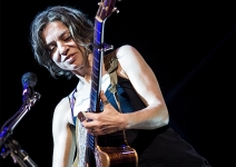 09 - ani difranco - roma - 04072017