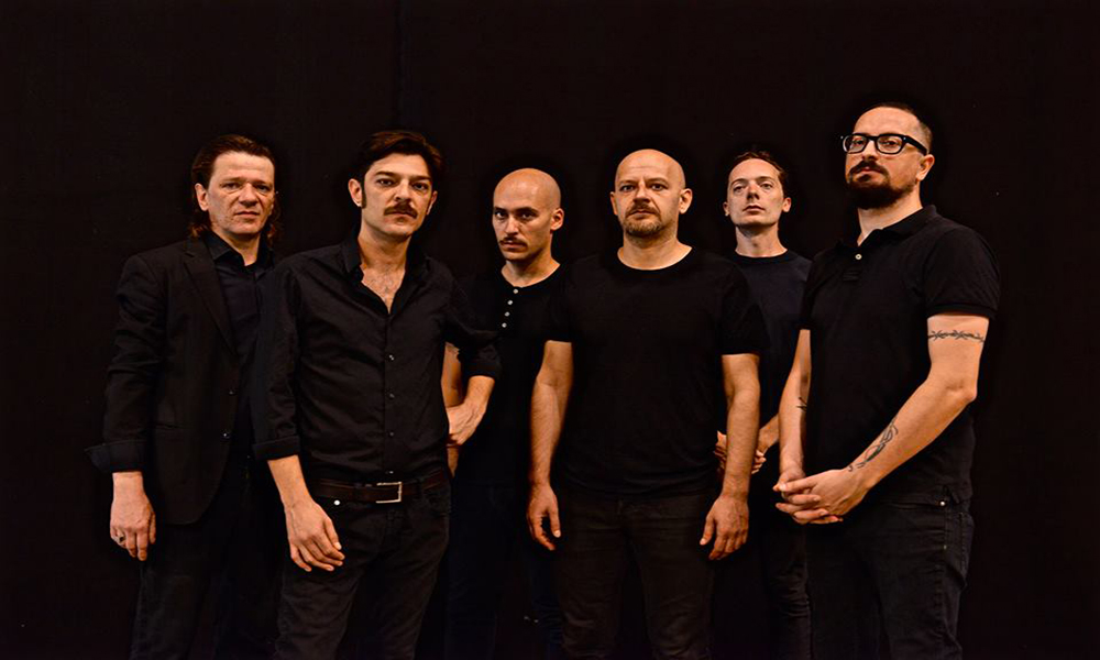 Il Teatro degli Orrori live a Ciampino (RM): un affresco rock'n'roll Il Teatro degli Orrori