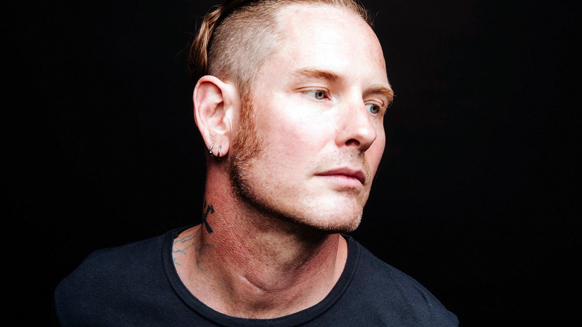 Corey Taylor, tre anime a nudo Corey Taylor